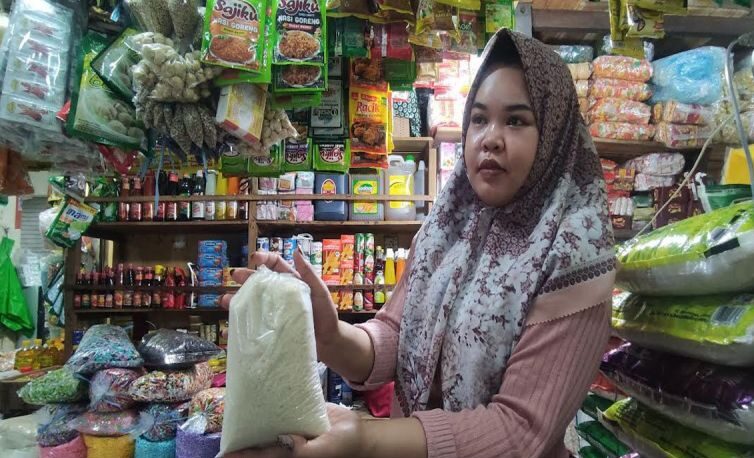 Kenaikan Harga Gula Pasir di Sampit, Tembus Rp18.000 per Kilogram