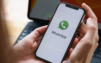 Cara Ganti Warna WhatsApp dengan Latar Solid